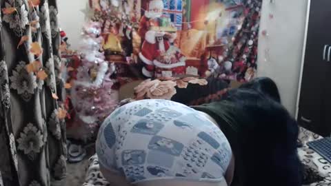 hugeassdevil online show from 02/20/25, 12:41