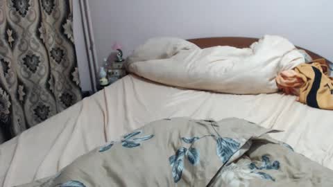 hugeassdevil online show from 09/27/25, 06:02