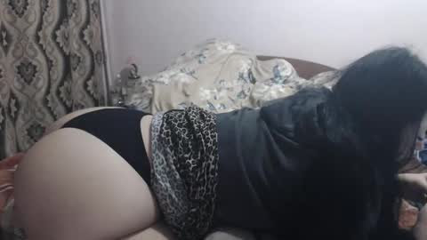 hugeassdevil online show from 11/14/25, 12:04