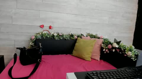 Erin online show from 02/17/25, 08:19