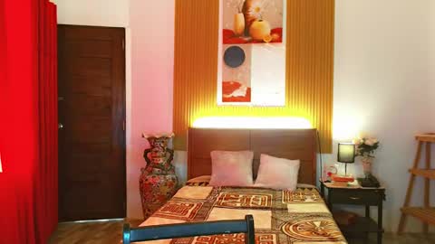 nathalie online show from 11/06/25, 08:15