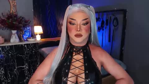 Christine online show from 09/11/25, 06:57