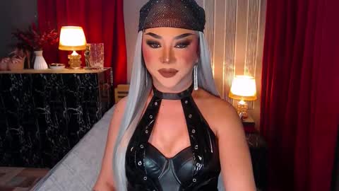 Christine online show from 09/30/25, 03:06