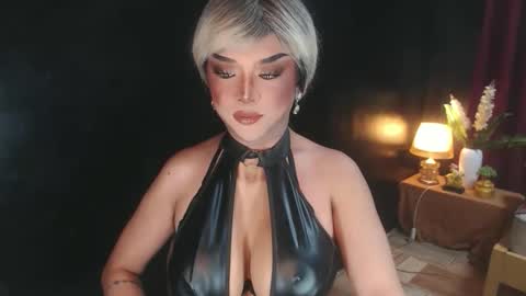 Snapshot of hugecockchristine chatting on 05/24/26, 01:49 Christine online show from 05/24/26, 01:49