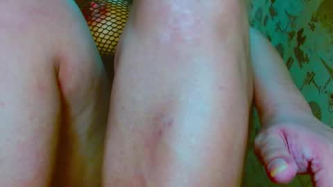 Snapshot of hugecockexploaderr chatting on 12/16/24, 09:52 Bella online show from 12/16/24, 09:52