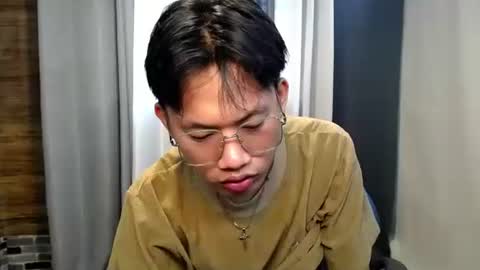 hugecockjames09 online show from 10/11/25, 04:55