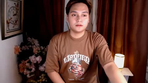 Snapshot of hugedickjp chatting on 02/11/25, 04:11 hugedickjp online show from 02/11/25, 04:11