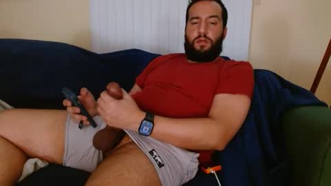 Snapshot of hugedicktop chatting on 05/13/26, 02:53 Big Dick Top online show from 05/13/26, 02:53