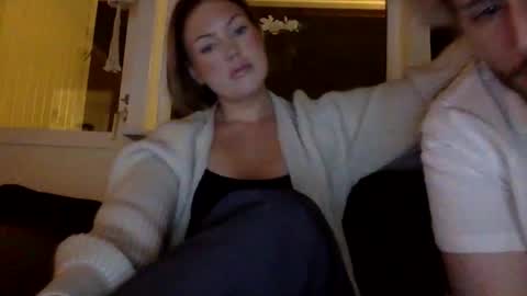 hugeswedishviking online show from 11/19/25, 10:32