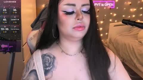 Maddison online show from 02/18/25, 12:39