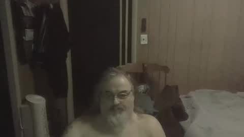 Snapshot of huggybear566 chatting on 02/17/26, 10:56 lonely huggy bear online show from 02/17/26, 10:56