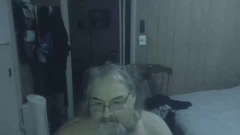 Snapshot of huggybear566 chatting on 02/23/26, 12:35 lonely huggy bear online show from 02/23/26, 12:35