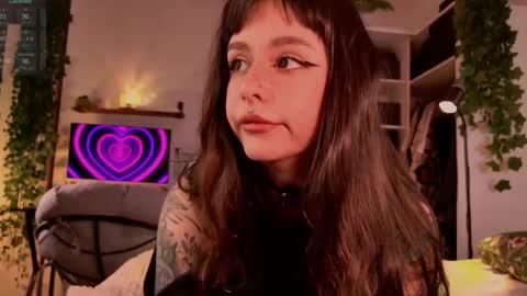 Mika online show from 03/27/26, 03:45