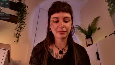 Mika online show from 04/20/26, 06:42