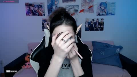 HugoMin online show from 12/25/24, 12:37