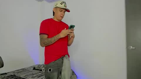 Hugo online show from 09/11/25, 03:34