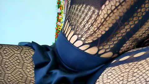 Snapshot of huila97 chatting on 05/26/26, 01:01 elecktra12 online show from 05/26/26, 01:01