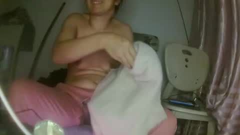 hujiajia520321431 online show from 01/17/26, 11:08