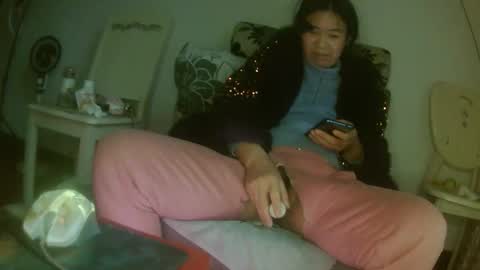 hujiajia520321431 online show from 03/06/26, 11:34