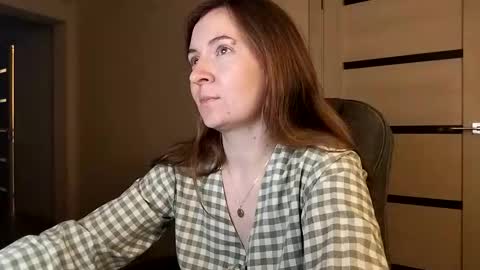 HumpyGrey online show from 11/02/25, 05:59