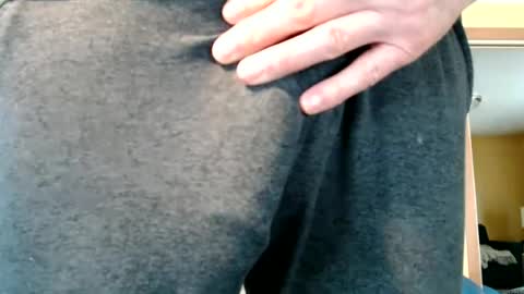 Big uncut cock dripping online show from 07/08/26, 07:07