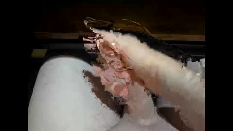 Snapshot of hung_mac0 chatting on 11/30/25, 10:03 hung_mac0 online show from 11/30/25, 10:03