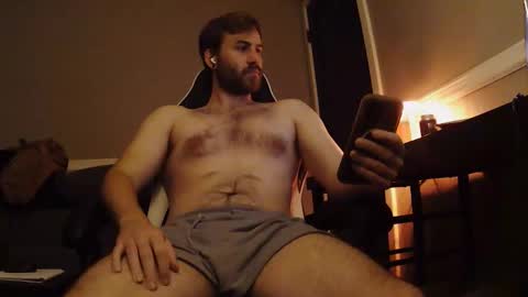 hungbro_420 online show from 12/16/25, 12:26