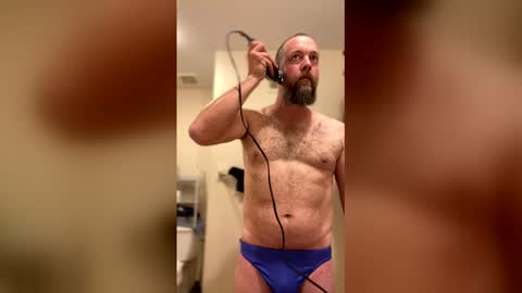 hungbwc99999 online show from 12/21/25, 04:19