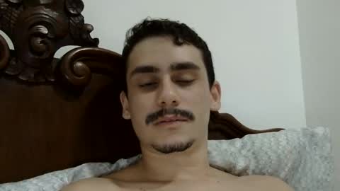 Snapshot of hungcaique chatting on 05/11/26, 05:02 hungcaique online show from 05/11/26, 05:02