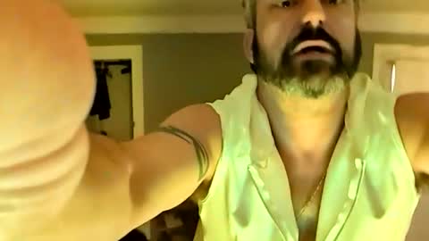 hungitalian40 online show from 05/09/26, 01:38