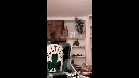 hungitalian40 online show from 05/23/26, 08:24