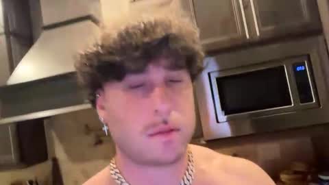 hungkingg22 online show from 01/13/26, 05:35