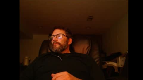 LonelyGuy online show from 04/28/26, 02:38