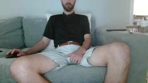 Snapshot of hungslim8inch chatting on 06/14/26, 04:31 King Hungslim online show from 06/14/26, 04:31