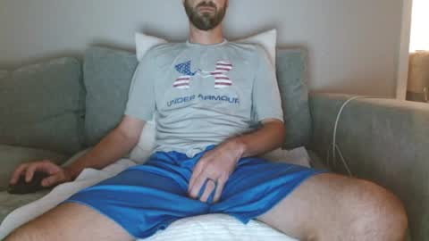 Snapshot of hungslim8inch chatting on 07/18/26, 10:24 King Hungslim online show from 07/18/26, 10:24