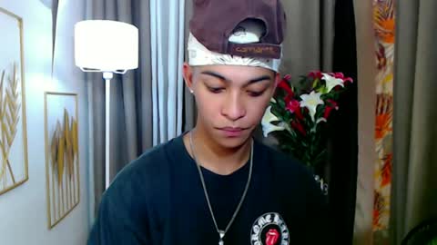 hunk_edward online show from 06/16/26, 06:27