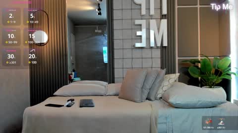 hunk_ryan online show from 12/23/24, 12:19