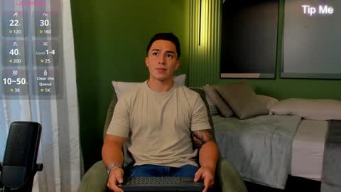 hunk_ryan online show from 01/17/25, 05:08