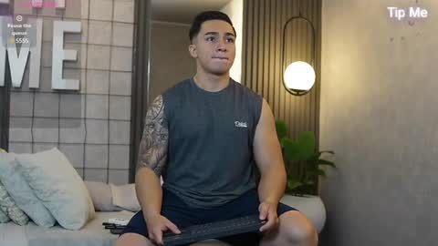 hunk_ryan online show from 03/04/25, 11:51
