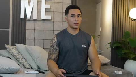 hunk_ryan online show from 03/04/25, 02:53
