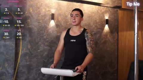 hunk_ryan online show from 12/01/25, 01:27