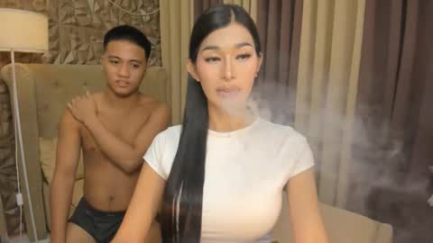 Snapshot of hunkhomerontop chatting on 10/23/25, 07:29 hunkhomerontop online show from 10/23/25, 07:29