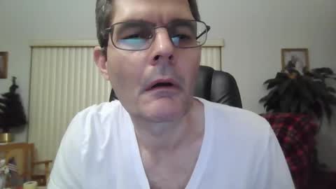 Snapshot of hunkmasclefad458 chatting on 12/23/24, 03:07 hunkmasclefad458 online show from 12/23/24, 03:07