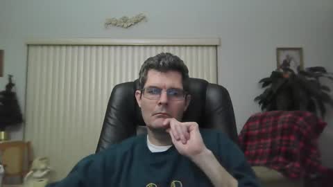 Snapshot of hunkmasclefad458 chatting on 12/31/24, 04:06 hunkmasclefad458 online show from 12/31/24, 04:06