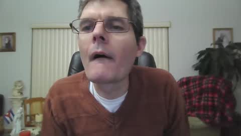 Snapshot of hunkmasclefad458 chatting on 11/02/25, 04:15 hunkmasclefad458 online show from 11/02/25, 04:15