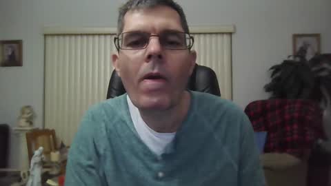 Snapshot of hunkmasclefad458 chatting on 11/10/25, 05:17 hunkmasclefad458 online show from 11/10/25, 05:17
