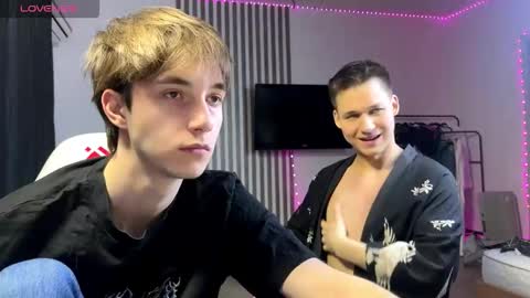 hunks_bromance online show from 03/19/26, 04:33