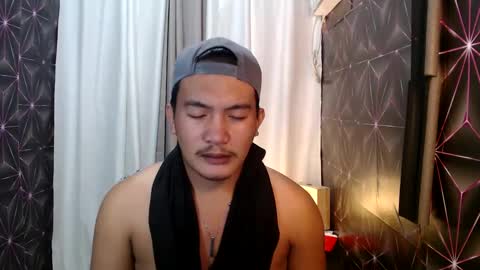 hunkylloyd online show from 12/29/24, 02:42