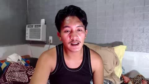 hunkylloyd online show from 04/07/26, 05:52