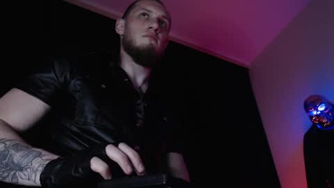 Snapshot of hunkytime chatting on 05/30/26, 05:54 I AM NOT A DIRECTOR I AM THE BOSS KINGDADDYSIRSTR8ALPHAMASTER online show from 05/30/26, 05:54